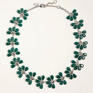 Emerald/Green Stone Cluster Statement Necklace NWT